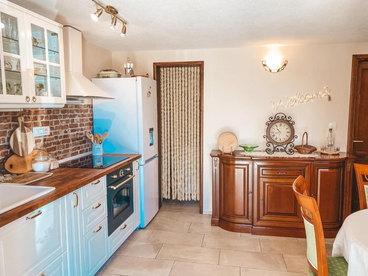 Holiday Home Istra Пломин Екстериор снимка