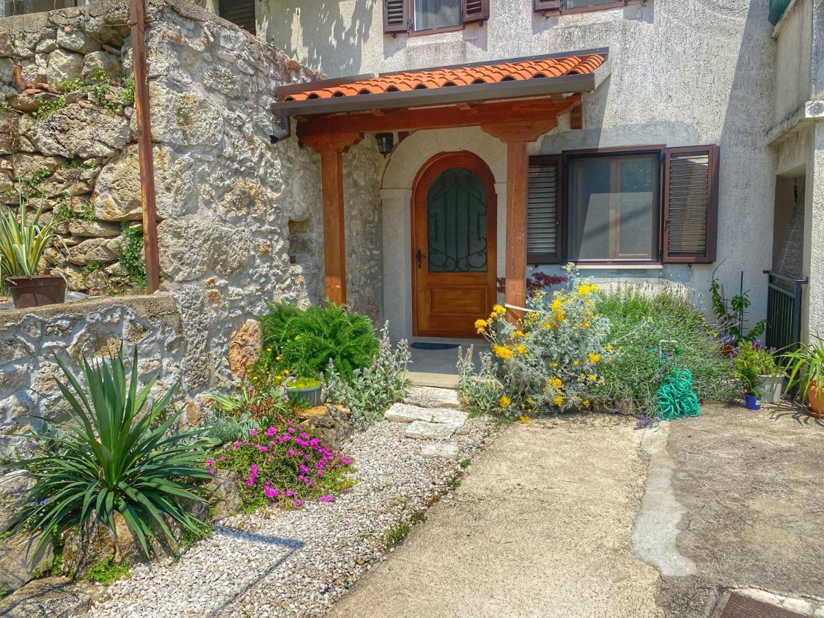 Holiday Home Istra Пломин Екстериор снимка